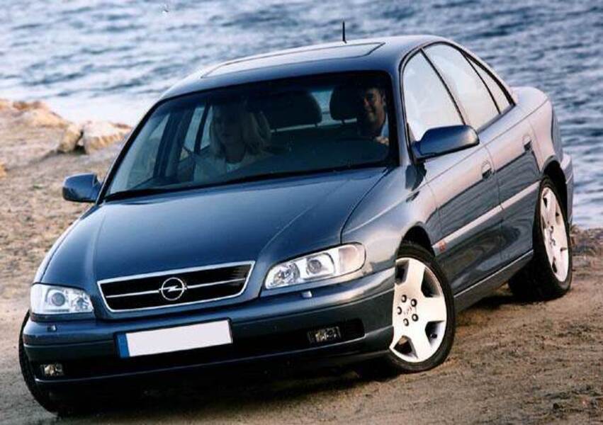 Opel Omega 2 6 V6 24V Cat CD Elegance 08 2000 03 2002 Prezzo E