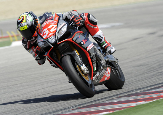 Savadori con Iodaracing e Aprilia nel mondiale SBK Savadori con Iodaracing e Aprilia nel mondiale SBK