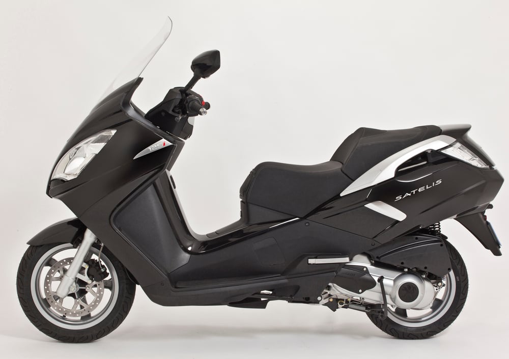 Peugeot Satelis 125 2015 17 Prezzo E Scheda Tecnica Moto It