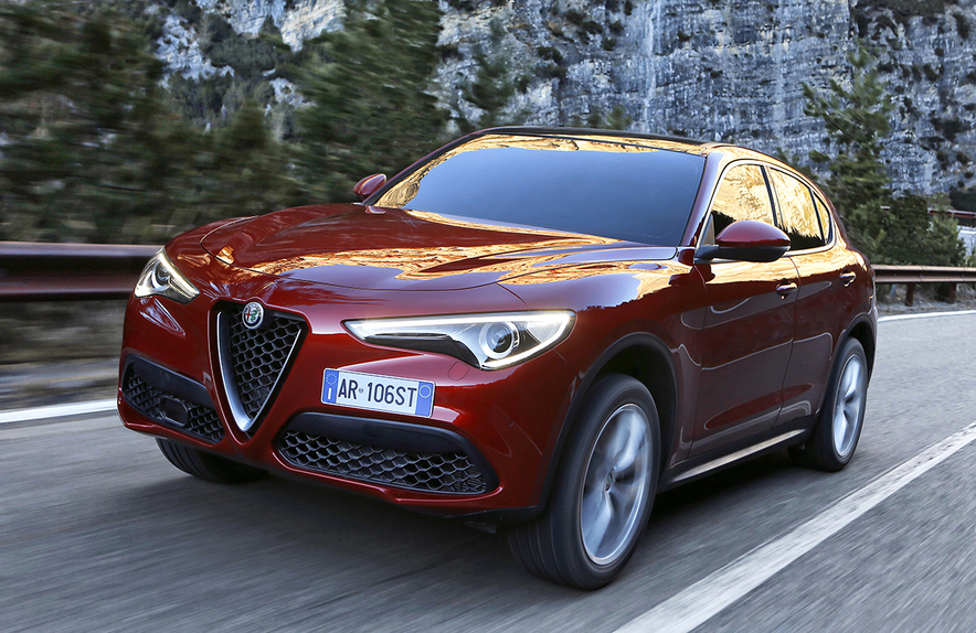 Alfa Romeo Stelvio La Prova Diesel E Benzina A Confronto