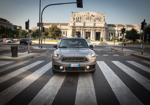 scaricare mini countryman batteria molto