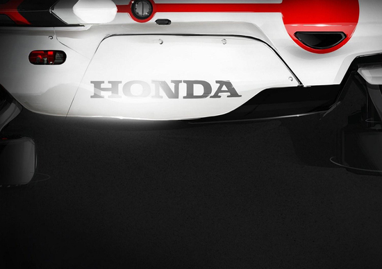 Honda Project 2&4: in arrivo la supercar con il motore della MotoGP! Honda Project 2&4: in arrivo la supercar con il motore della MotoGP!