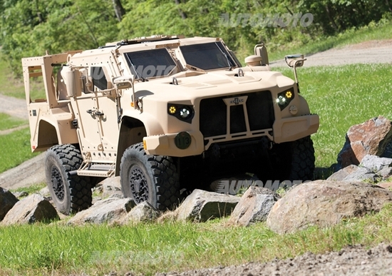 Oshkosh L-ATV, ecco il nuovo veicolo tattico dei Marines Oshkosh L-ATV, ecco il nuovo veicolo tattico dei Marines