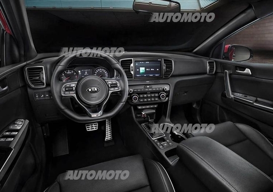 Nuova Kia Sportage: ecco gli interni e tutti i dettagli tecnici Nuova Kia Sportage: ecco gli interni e tutti i dettagli tecnici