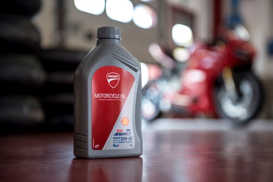 Olio Shell Advance Ducati Olio Shell Advance Ducati