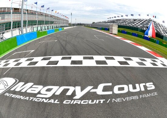 Penultimo appuntamento per la SBK a Magny-Cours Penultimo appuntamento per la SBK a Magny-Cours