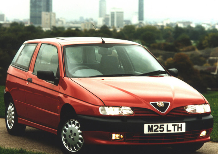 Alfa Romeo I V Twin Spark Cat Quadrifoglio Prezzo E Scheda Tecnica