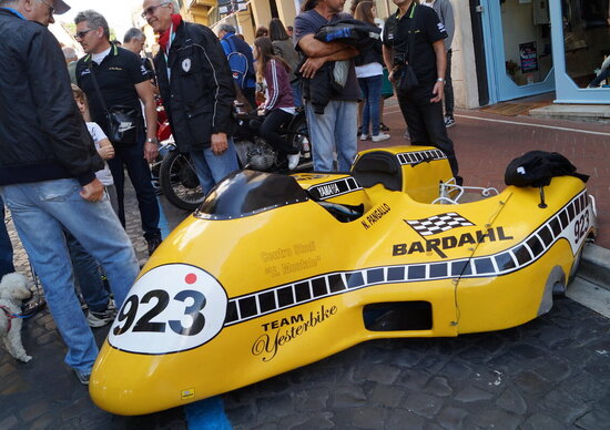Passamonti Day: a Grottaferrata si celebra il sidecar, e non solo Passamonti Day: a Grottaferrata si celebra il sidecar, e non solo