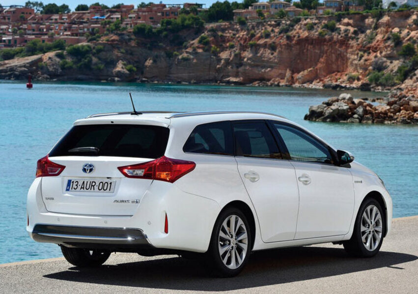 Toyota auris sw