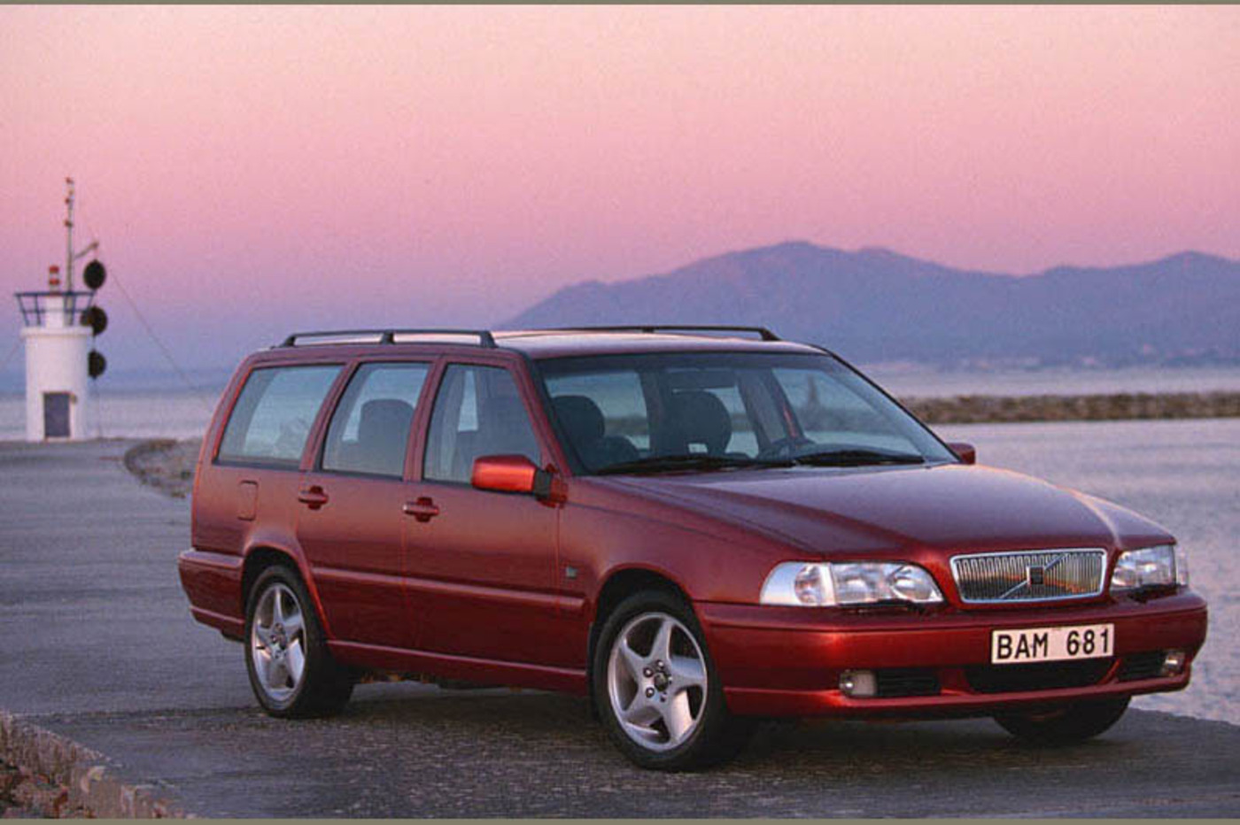 Listino Volvo V70 (1996-00) Usate - Automoto.it