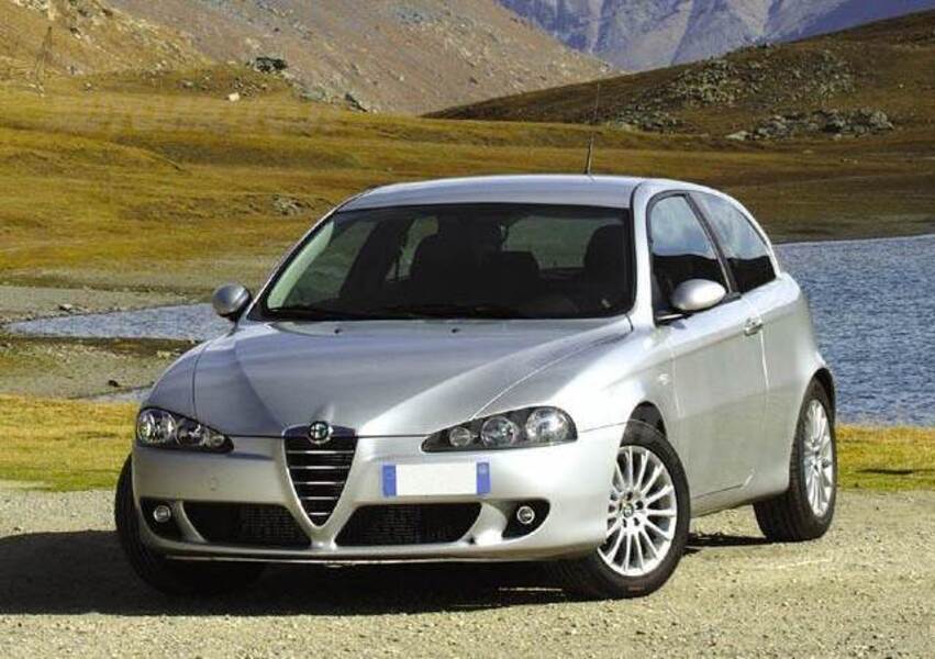 Alfa Romeo 147 1 9 Jtd 115 3 Porte Distinctive 10 2004