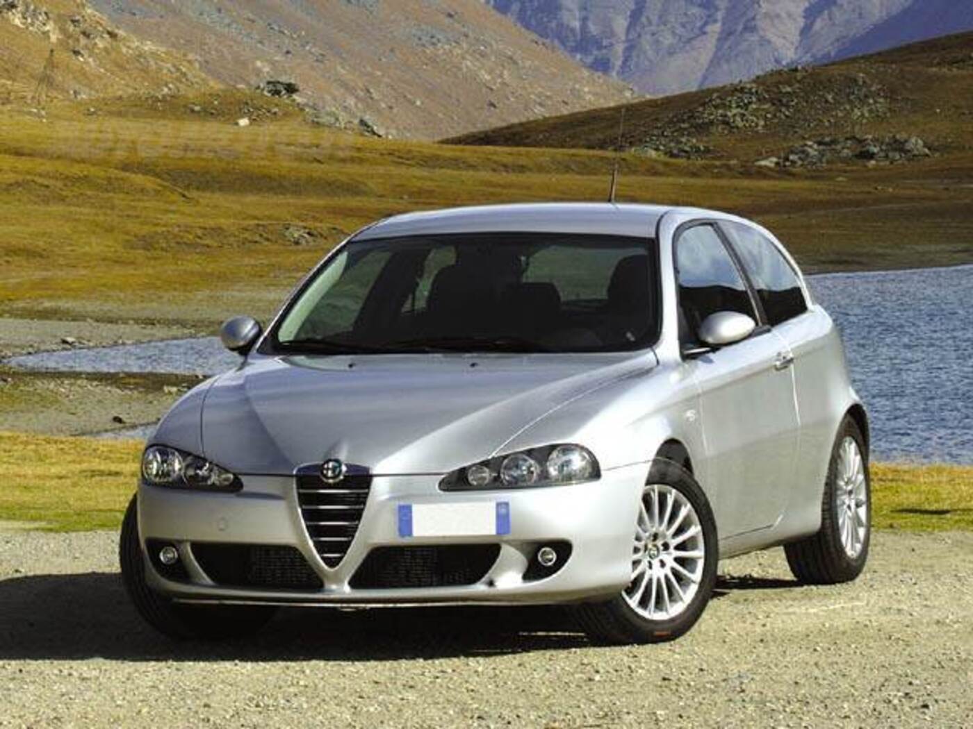 Alfa Romeo 147 1.9 Jtd (120) 3 Porte Distinctive (06/2005 - 11/2005): Prezzo E Scheda Tecnica - Automoto.it