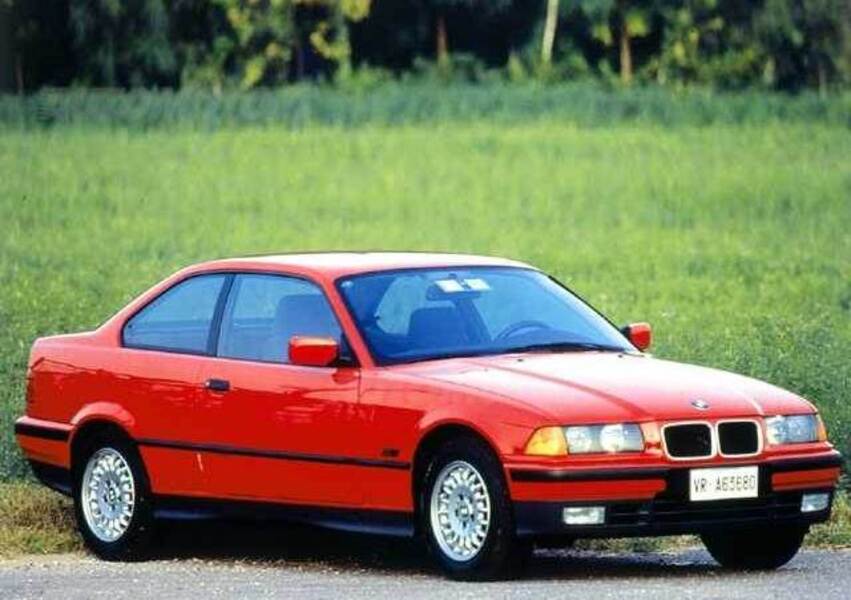 Bmw 323i coupe