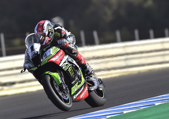 SBK 2017. Rea cade, ma chiude al comando le FP2 di Jerez SBK 2017. Rea cade, ma chiude al comando le FP2 di Jerez