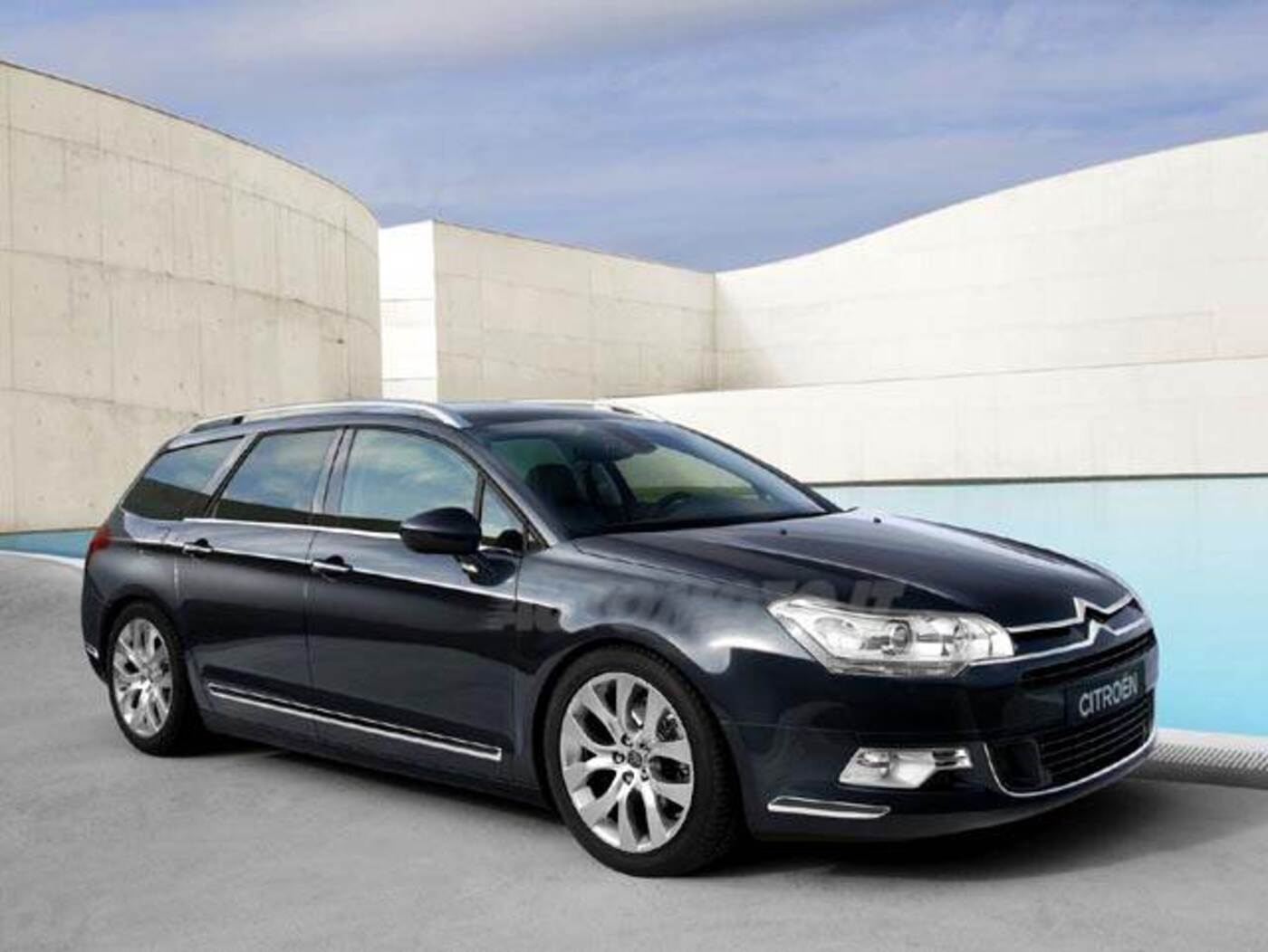 Citroen C5 Station Wagon 3.0 V6 B-T Hdi 240 Executive (12/2009 - 11/2010): Prezzo E Scheda Tecnica - Automoto.it
