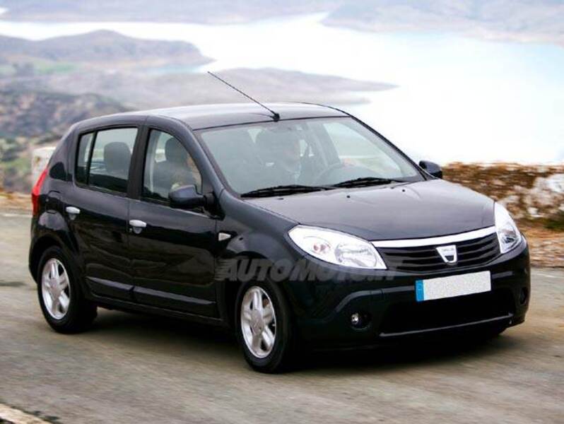 Listino nuovo Dacia Sandero 1.4 8v Laureate Gpl - Motornet