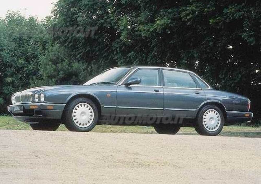 Jaguar Xj6 3.2 Cat (10/1994 - 09/1995): Prezzo E Scheda Tecnica - Automoto.it