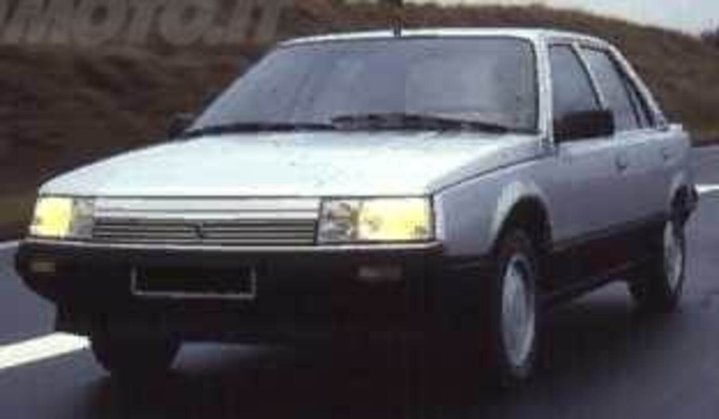 Renault 25 Turbodiesel (06/1984 - 05/1988): Prezzo E Scheda Tecnica - Automoto.it