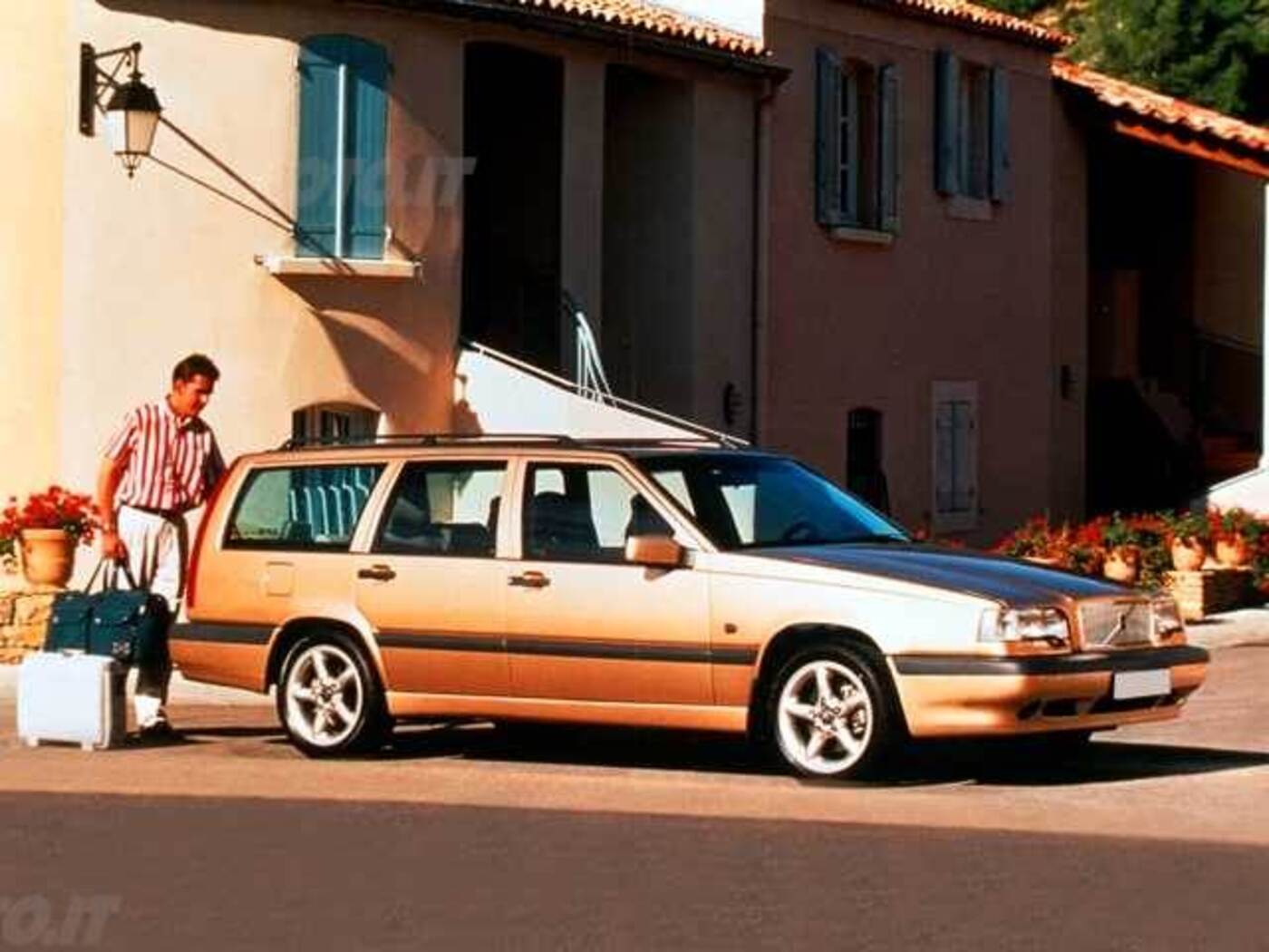 Volvo 850 2.0I Cat Station Wagon Gle (06/1994 - 12/1996): Prezzo E Scheda Tecnica - Automoto.it