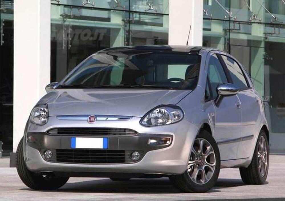Fiat Punto Evo 1.4 5 Porte S&S Blue&Me (09/2011 - 03/2013): Prezzo E Scheda Tecnica - Automoto.it