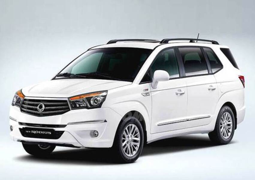 Rodius ssangyong 2