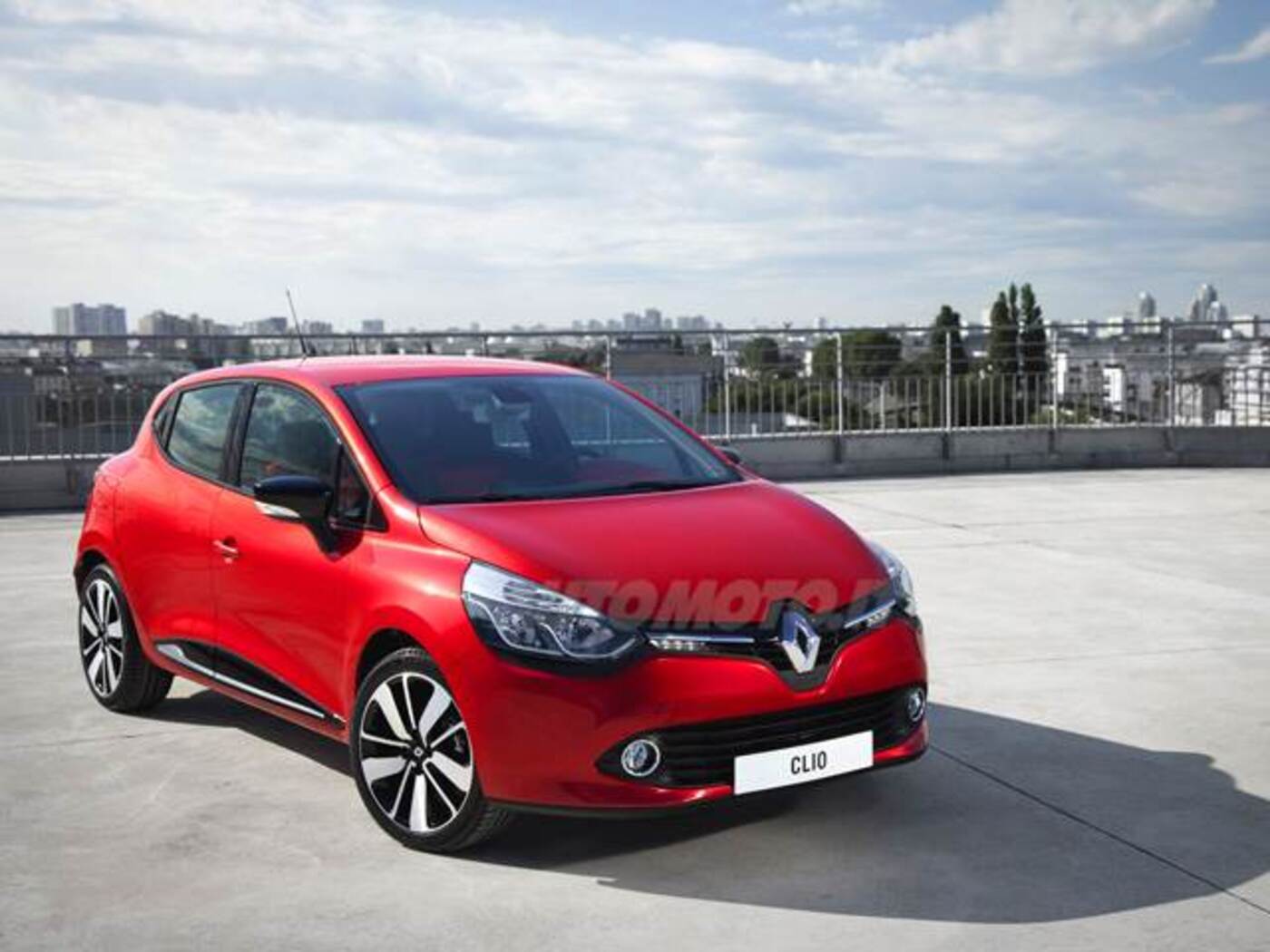 Renault Clio 1.2 75Cv 5 Porte Live (07/2014 - 07/2015): Prezzo E Scheda Tecnica - Automoto.it
