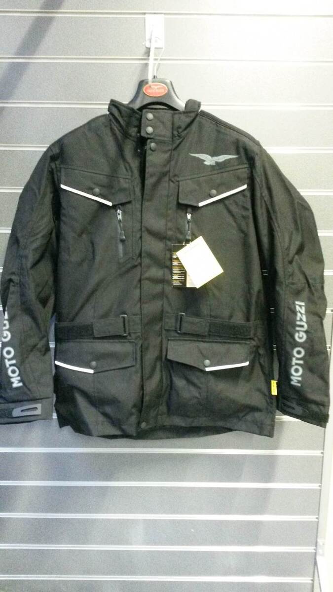Vendo Giacca Moto Guzzi Airbag Moto Guzzi a Saronno (codice 6991040) -  Moto.it