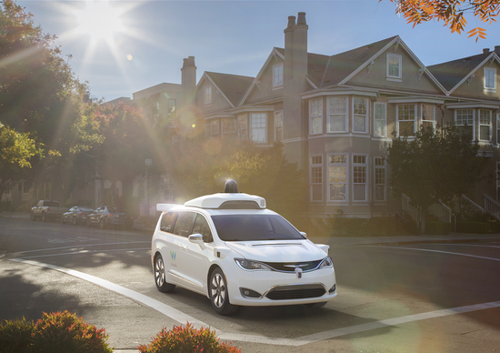 FCA e Google più vicine: nuovo accordo Chrysler-Waymo FCA e Google più vicine: nuovo accordo Chrysler-Waymo