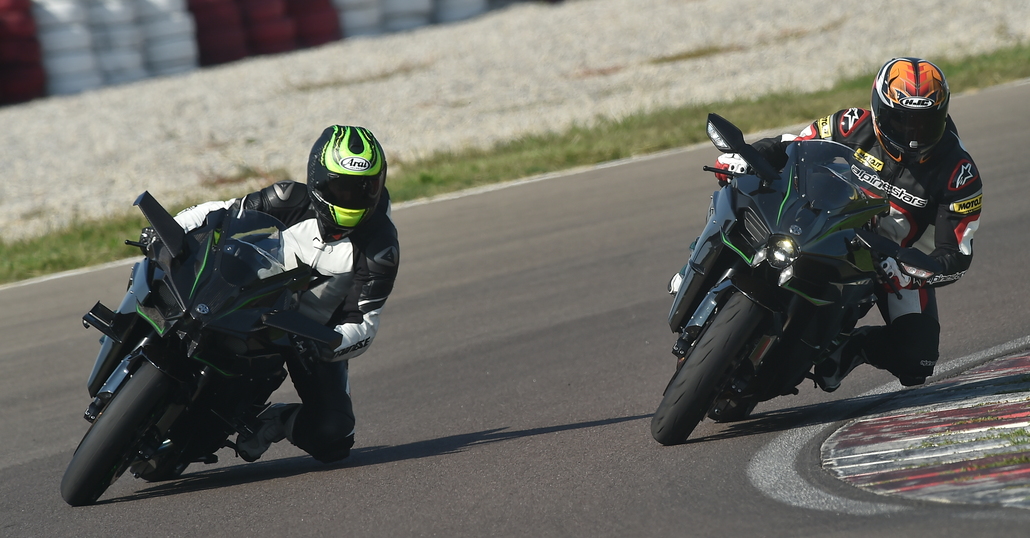 Kawasaki Ninja H2 & H2R