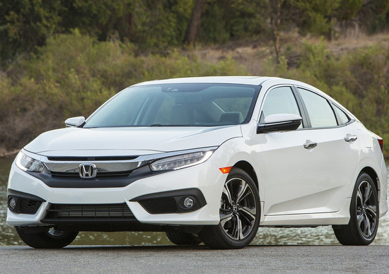 Nuova Honda Civic: arriva il tre cilindri turbo da 1.0 litro Nuova Honda Civic: arriva il tre cilindri turbo da 1.0 litro