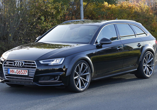 Nuova Audi RS4: addio V8 aspirato, arriva il V6 bi-turbo? Nuova Audi RS4: addio V8 aspirato, arriva il V6 bi-turbo?