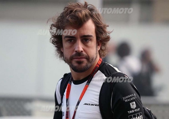 F1, Gp Brasile 2015: la tintarella di Alonso fa impazzire il web F1, Gp Brasile 2015: la tintarella di Alonso fa impazzire il web