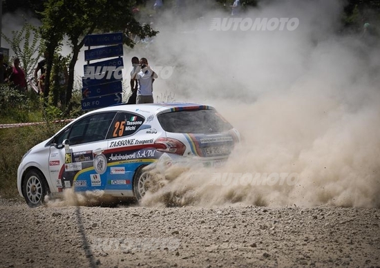 Rally. Peugeot Family Feeling & 2015 Awards! Rally. Peugeot Family Feeling & 2015 Awards!
