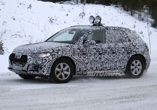 Audi Q5, la seconda generazione fa le prove sulla neve Audi Q5, la seconda generazione fa le prove sulla neve