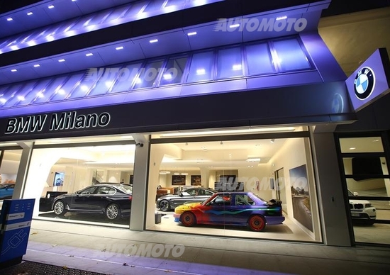BMW Milano. Tutta nuova la storica sede di via De Amicis BMW Milano. Tutta nuova la storica sede di via De Amicis