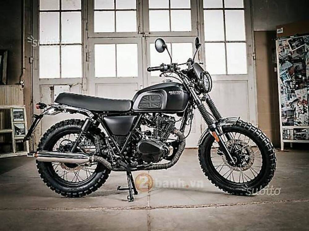 brixton 125 scrambler