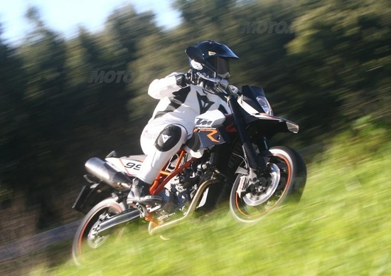 KTM 990 SM R KTM 990 SM R