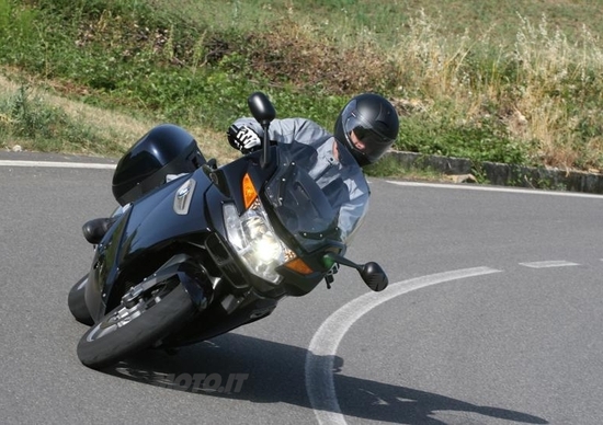 BMW K 1300 GT BMW K 1300 GT