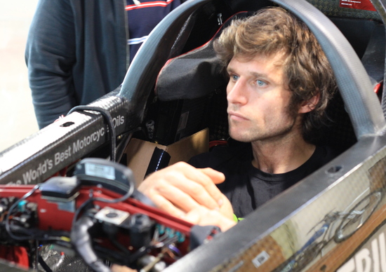 Guy Martin non correrà al TT 2016 Guy Martin non correrà al TT 2016