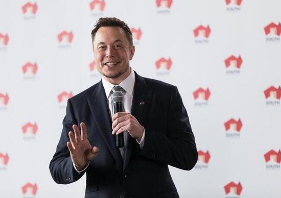 Elon Musk vuole produrre... caramelle Elon Musk vuole produrre... caramelle