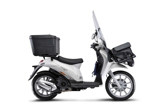 Piaggio: 250 Liberty per le poste croate Piaggio: 250 Liberty per le poste croate