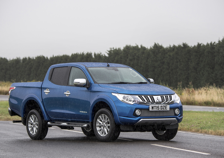 Mitsubishi l200 intense