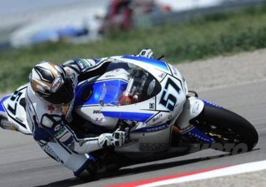 Lanzi il più veloce nelle qualifiche di Magny-Cours Lanzi il più veloce nelle qualifiche di Magny-Cours