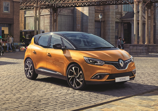 Nuova Renault Scenic: prime immagini e dettagli Nuova Renault Scenic: prime immagini e dettagli