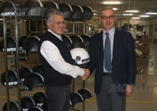 I caschi MomoDesign distribuiti da BER Racing Italy I caschi MomoDesign distribuiti da BER Racing Italy