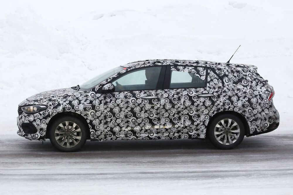 Fiat Tipo Wagon Il Primo Teaser Saloni Automoto It