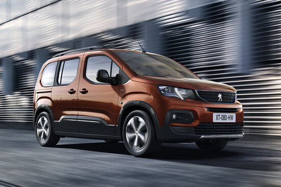 Peugeot Rifter 2018 1.5 L diesel 130 CV. Campione di spazio Peugeot Rifter 2018 1.5 L diesel 130 CV. Campione di spazio