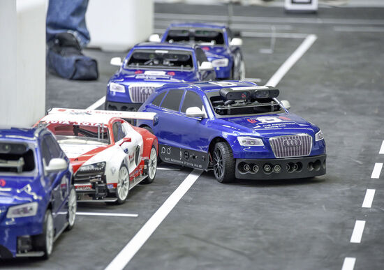 La corsa per “automobiline” autonome. E' la Audi Autonomous Driving Cup La corsa per “automobiline” autonome. E' la Audi Autonomous Driving Cup