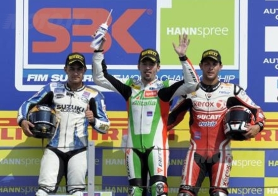Doppio Biaggi a Misano Doppio Biaggi a Misano