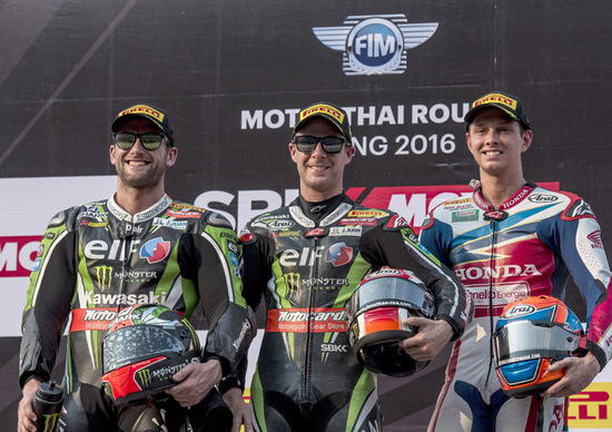 SBK 2016. GP Thailandia. L'imbattibile Rea vince gara1 a Buriram SBK 2016. GP Thailandia. L'imbattibile Rea vince gara1 a Buriram